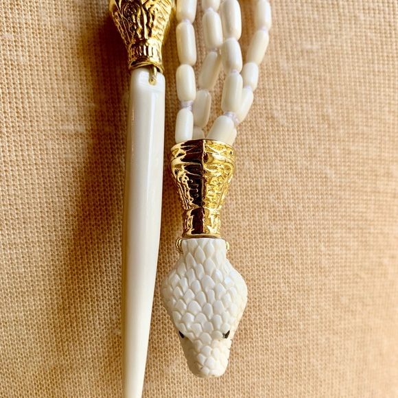 Stunning Multi-Strand Lariat with Hand Craved Snake Head and Tail - Picture 4 of 9